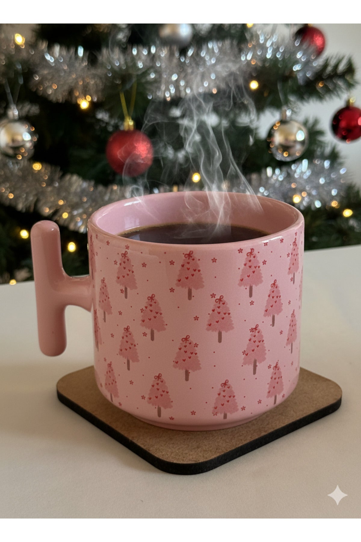 Yeni Yıl Hediyesi, Pembe Kupa, Yılbaşı Kupası, Yılbaşı Ağacı, Kurabiye, Kardan Adam