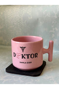 Doktora Özel İsimli Kupa – Kişiye Özel Şık & Anlamlı Hediye 🩺☕