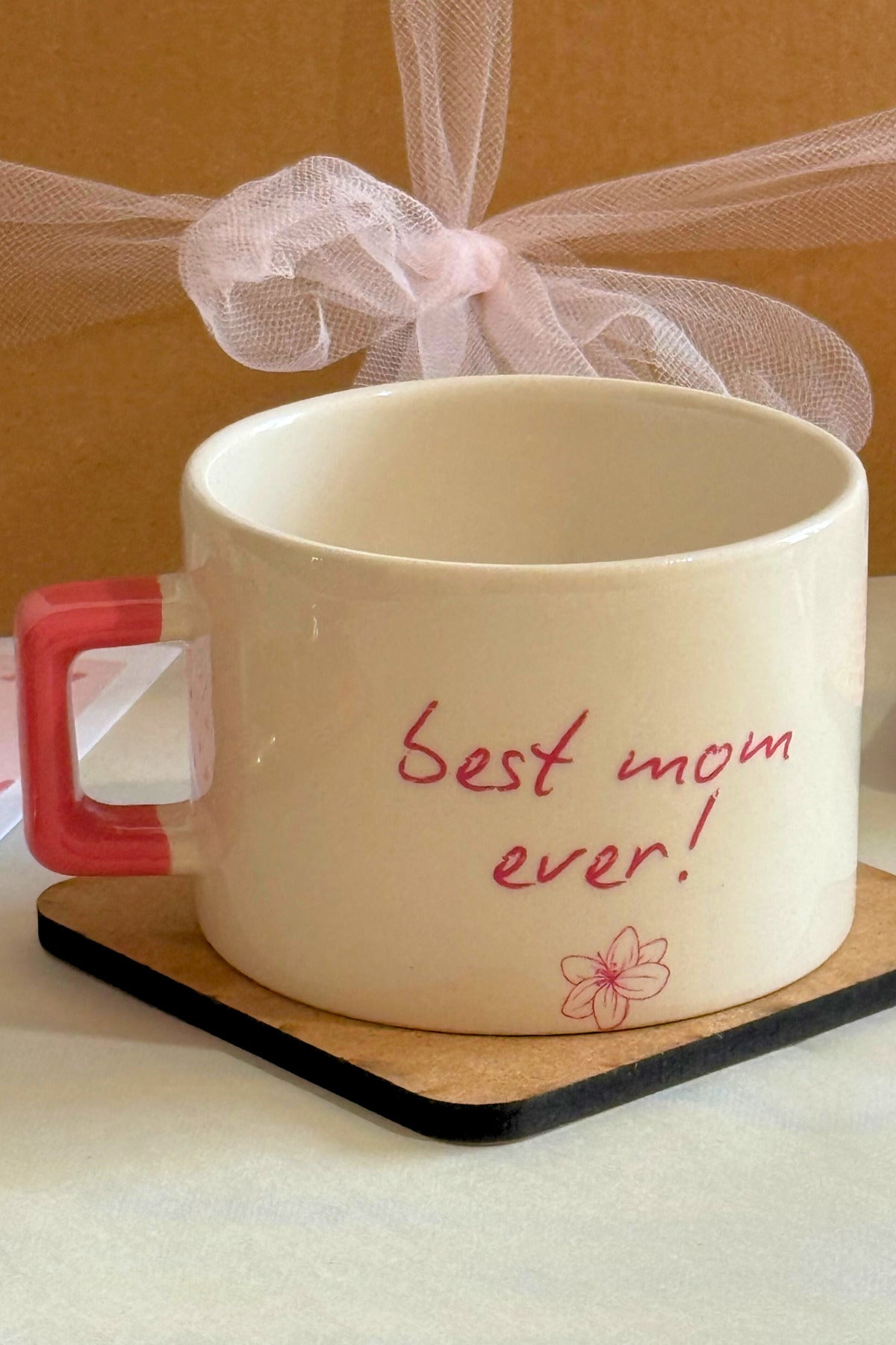 Anneye Hediye Best Mom Ever Kupa – Anneler Günü Özel Tasarım Kahve Kupası