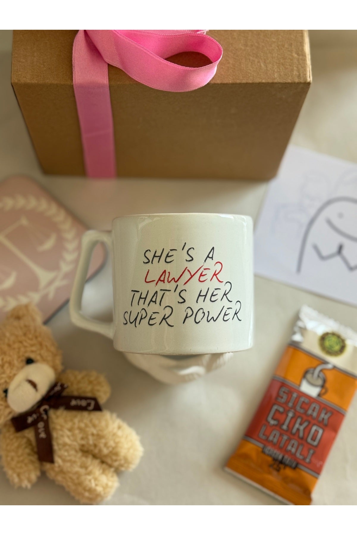 She’s a Lawyer Hediye Seti – Avukata Şık & Trend Kupa + Sürprizler 💖⚖️