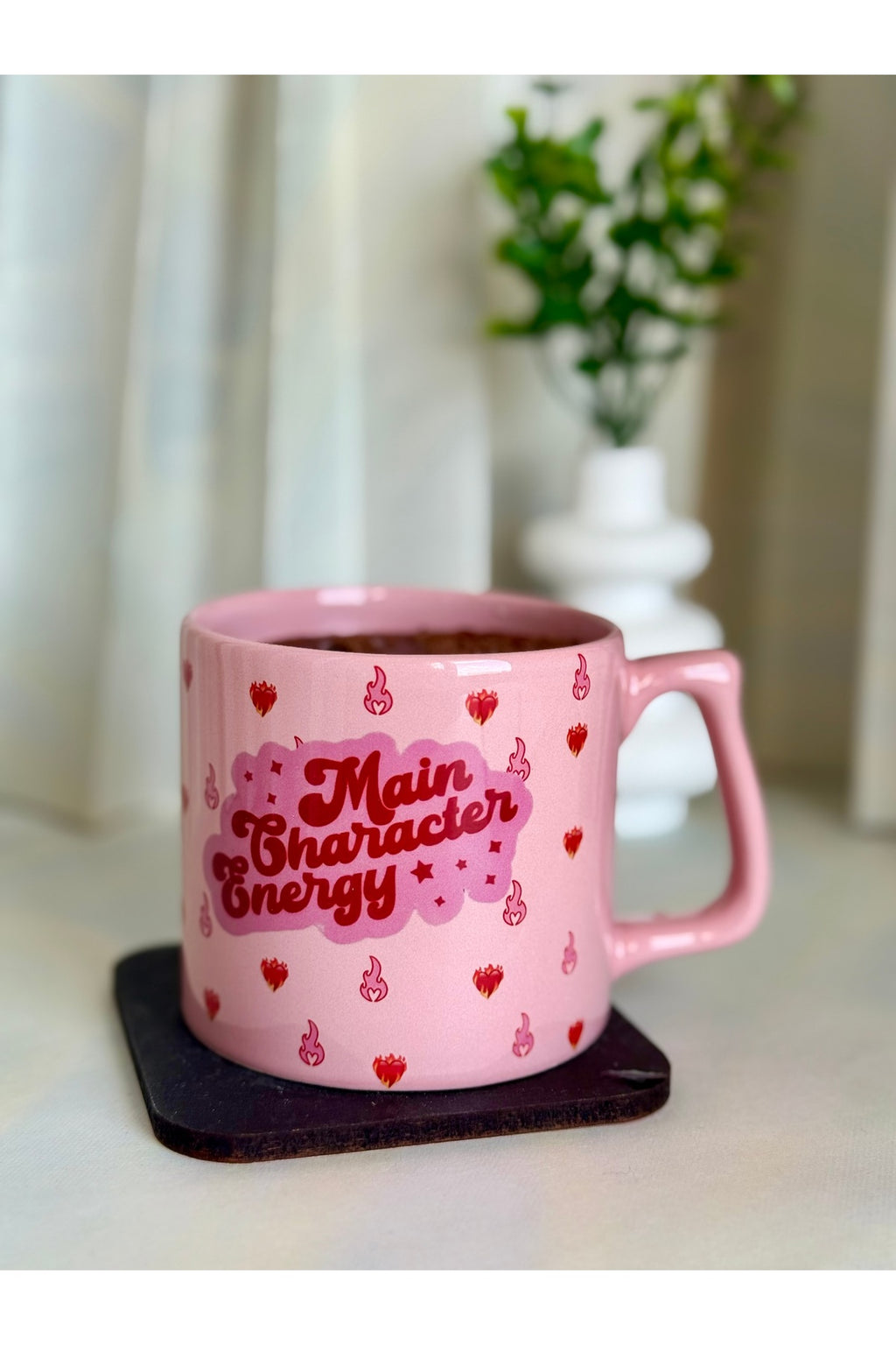 Main Character Energy Pembe Kupa – Kalpli Estetik Hediye 💖✨