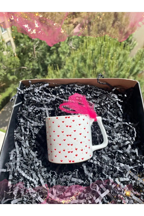 2'li Kalpli Kupa Seti - Beyaz Ve Pembe Kupa, Doğum Günü Şık Hediye Özel Gün Hediyesi