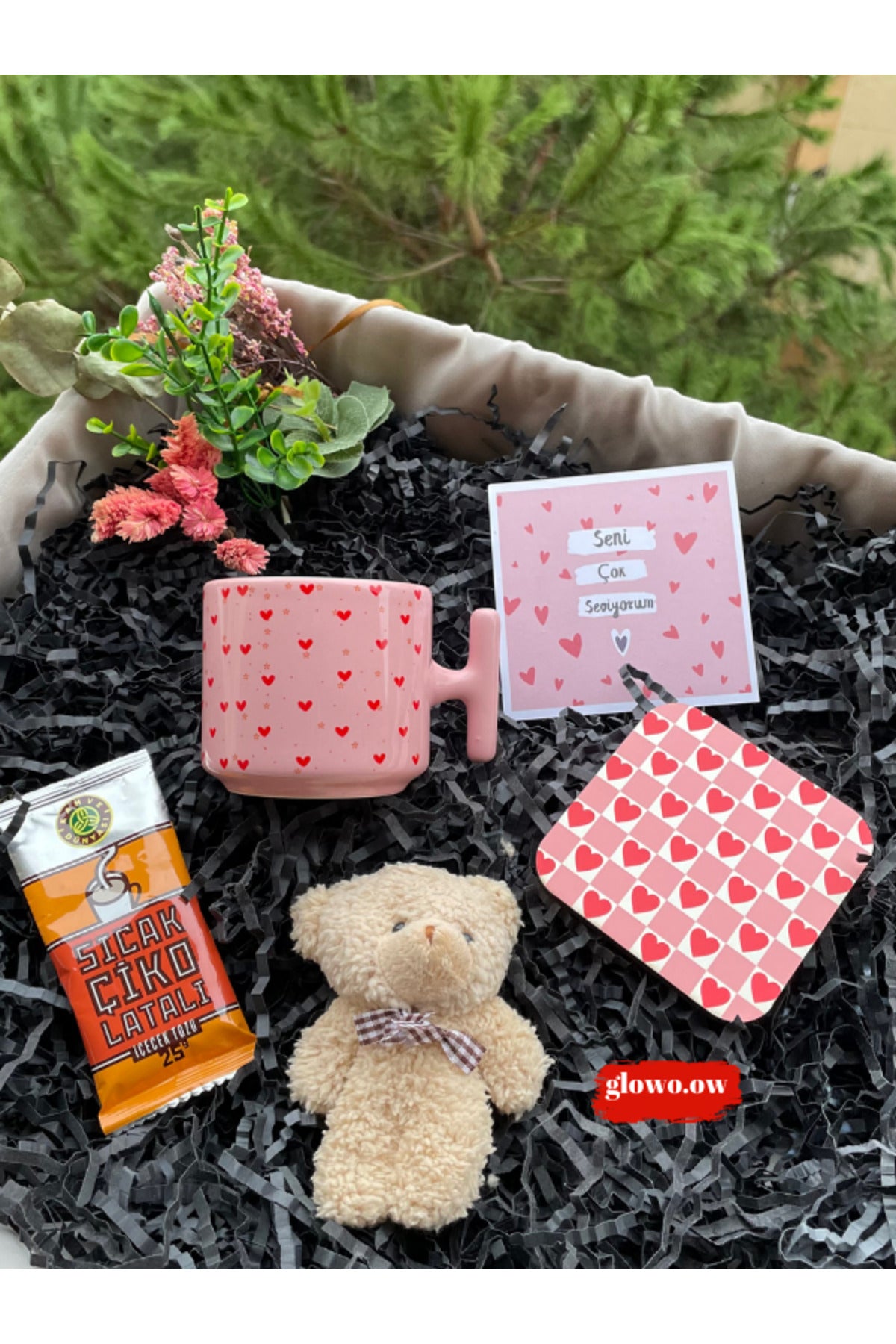 Açınca Yüzü Güldüren Hediye Kutusu – Sevgiliye Özel Sürpriz Set 🎁