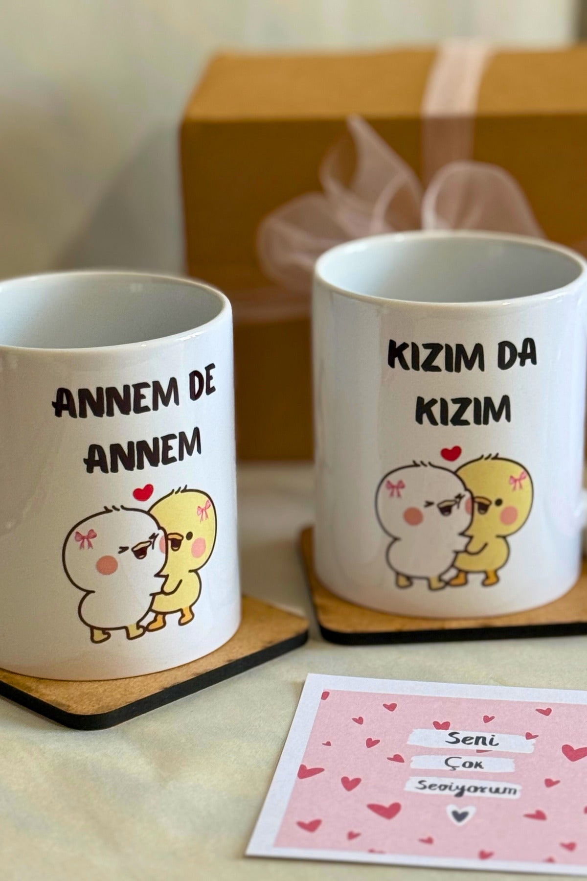 Anne Kız Aşkını Anlatan Kupa – Anneler Günü & Doğum Günü Hediyesi 💕