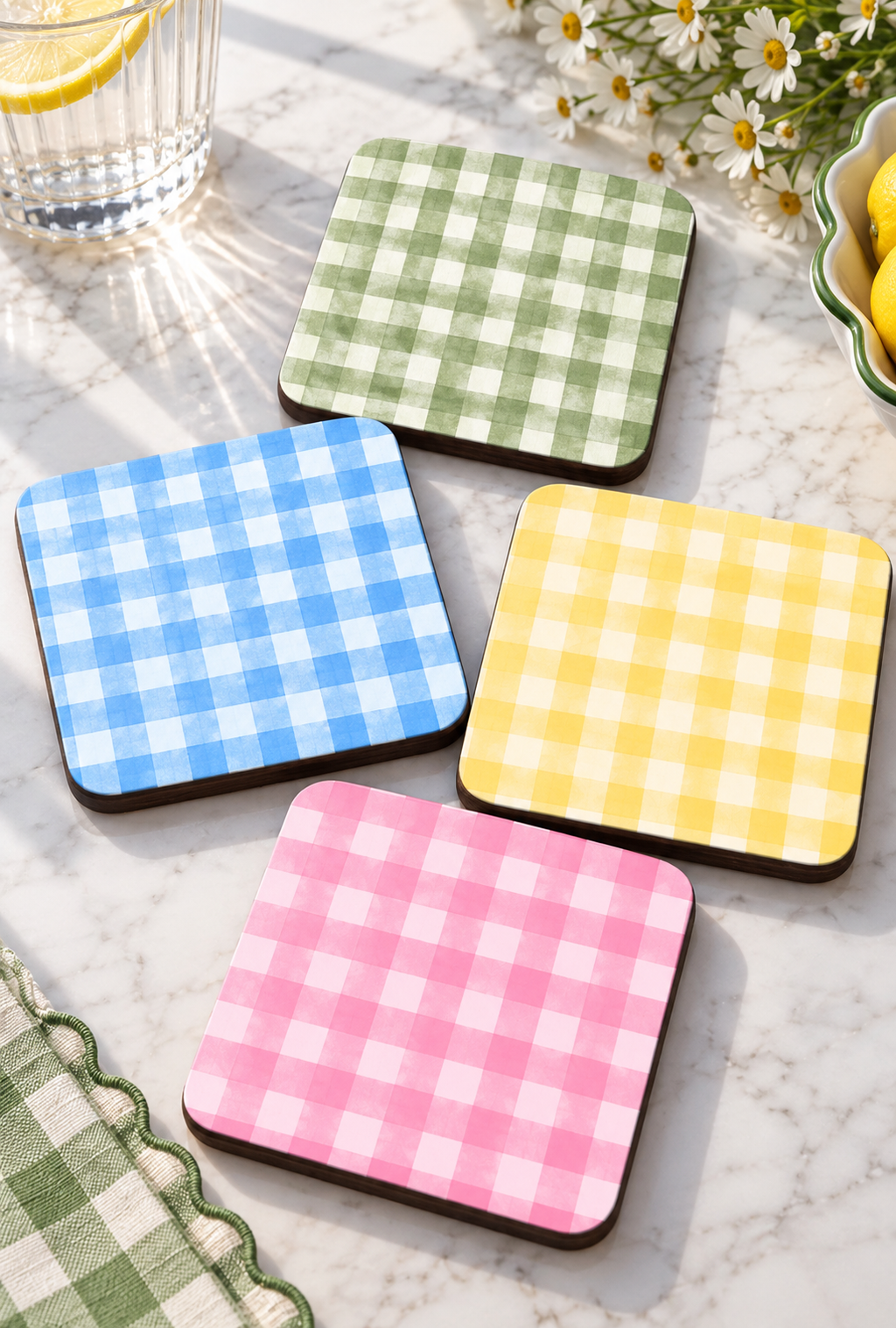 4'lü Gingham Kare Bardak Altlığı Seti 10x10 cm – 5 mm MDF Ahşap Ekose Desenli Dekoratif Kupa Altlığı
